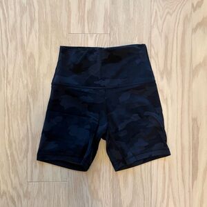 Lululemon Align 6” Shorts